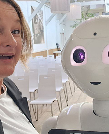 Keynote met Pepper robot Keynote met Pepper robot